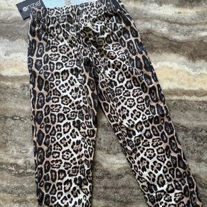 NWT- Onzie- Childs Soft Beige/Brown Tones Leopard Print Sweatpants